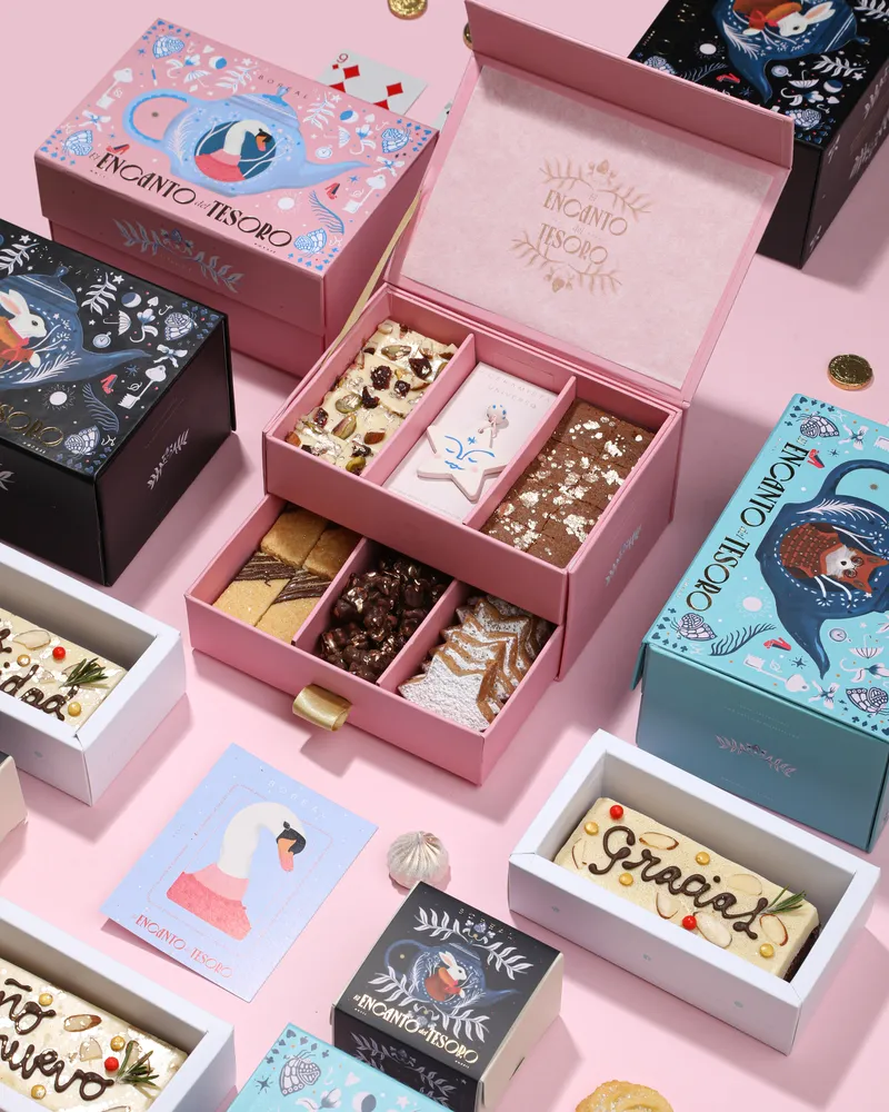 Cajas y empaques navideños de Boreal, marca propia del estudio